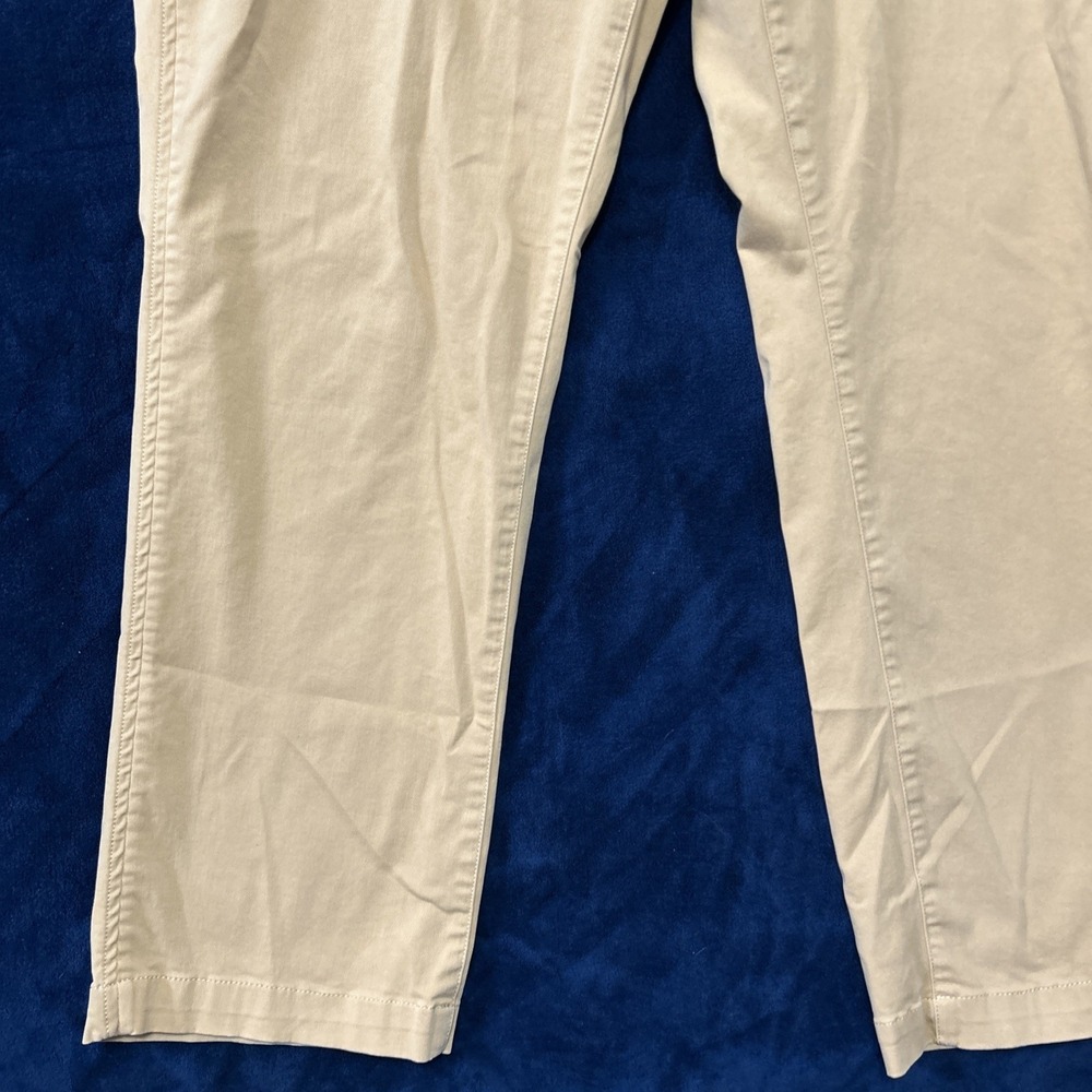 Ll Bean Mens Chino Pants Size 42W X 34 Khaki Standard Fit Straight Leg Lycra - Picture 2 of 15